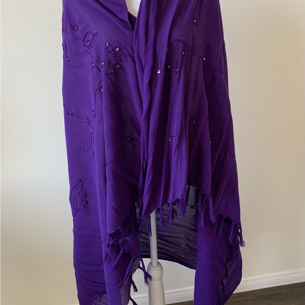 Vibrant Purple scarf with Fringe